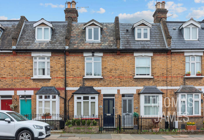 3 Bedroom Terraced House To Rent In Compton Terrace, Winchmore Hill, N21