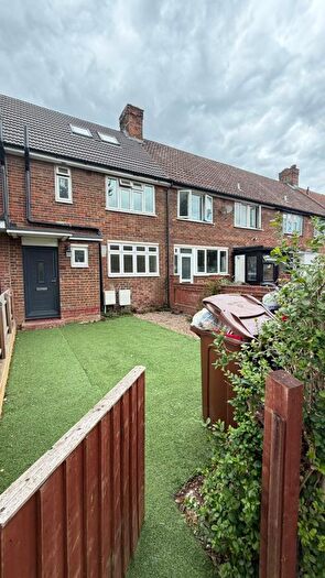 4 Bedroom Terraced House To Rent In Keir Hardie Way, Barking, IG11