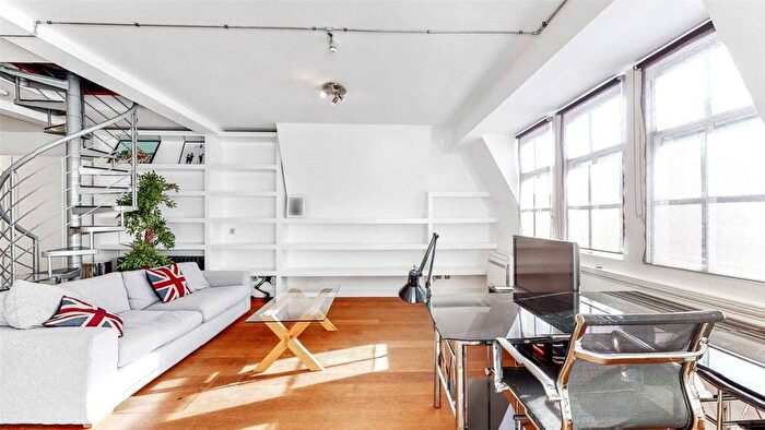 1 Bedroom Flat To Rent In Berners Street, Fitzrovia, London, W1T