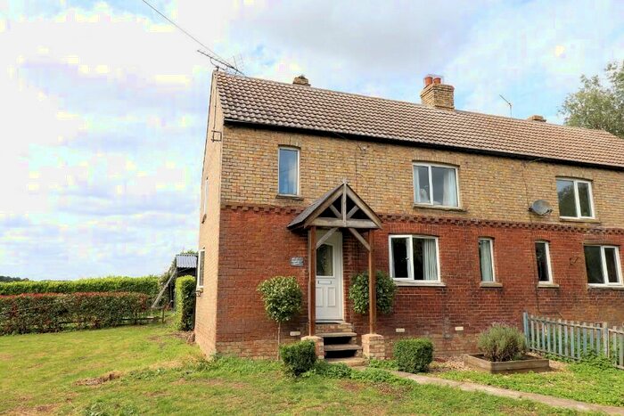 3 Bedroom Semi-Detached House To Rent In Downham Road, Nordelph, PE38