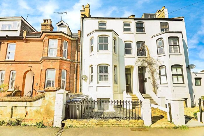 2 Bedroom Maisonette To Rent In Walmer, Deal, Kent, CT14