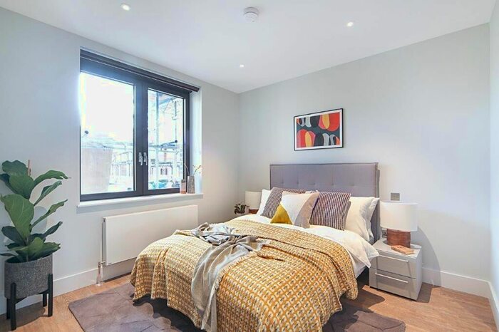 3 Bedroom Flat To Rent In Park Lane, Wembley, HA9