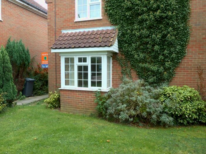 2 Bedroom Property To Rent In Lochy Drive, Leighton Buzzard, LU7