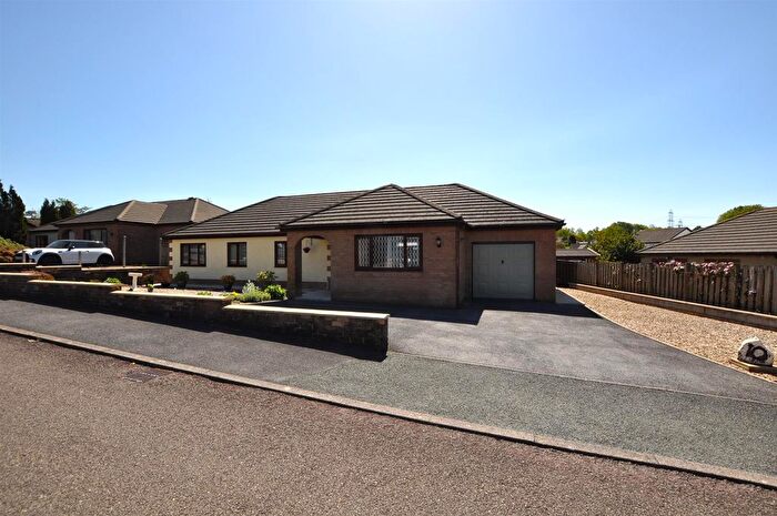 4 Bedroom Detached Bungalow For Sale In Ger Y Capel, Llangain, Carmarthenshire, SA33