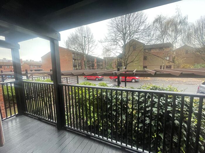 1 Bedroom Apartment To Rent In Castle Gardens, Nottingham, NG7