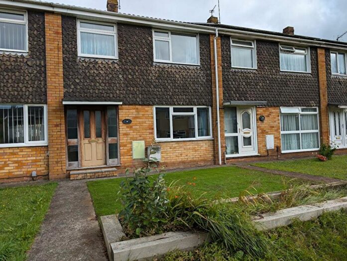 3 Bedroom Terraced House For Sale In Sandy Lodge, Yate, Bristol, BS37