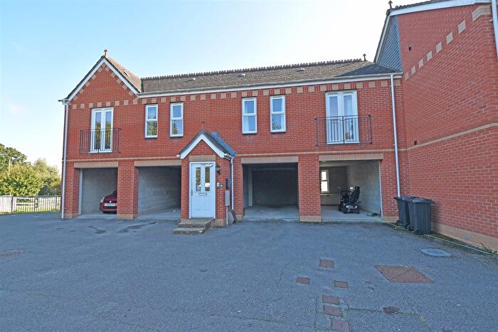 1 Bedroom Flat To Rent In Millenium Way, Cullompton, Devon, EX15