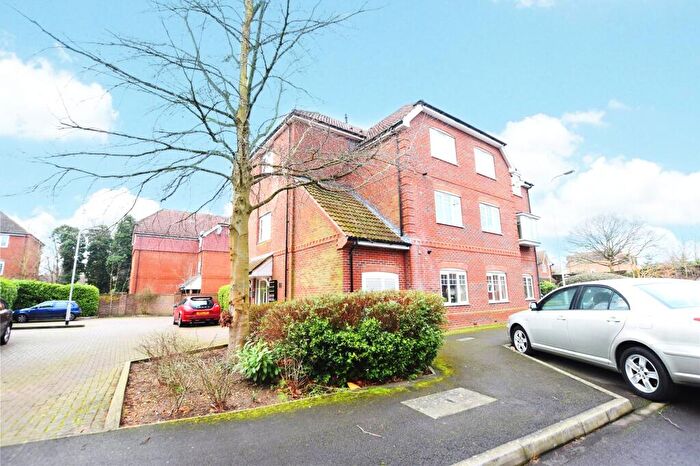 2 Bedroom Apartment To Rent In Ashdene Gardens, Reading, Berkshire, RG30