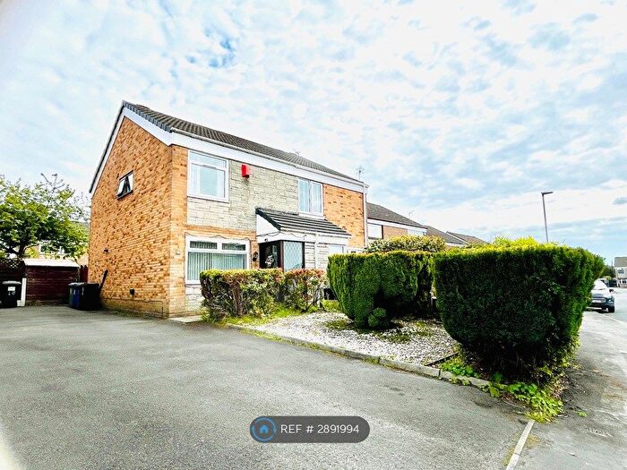 3 Bedroom Semi-Detached House To Rent In Lichfield Avenue, Manchester, M29