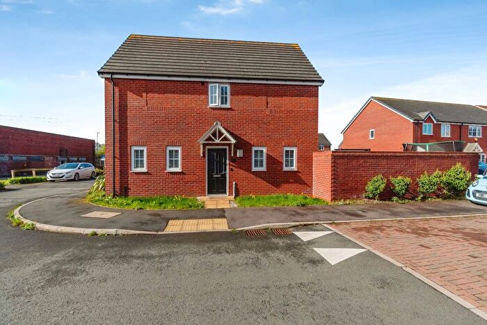 3 Bedroom Detached House For Sale In Leighton Drive, Bridgtown, Cannock, WS11