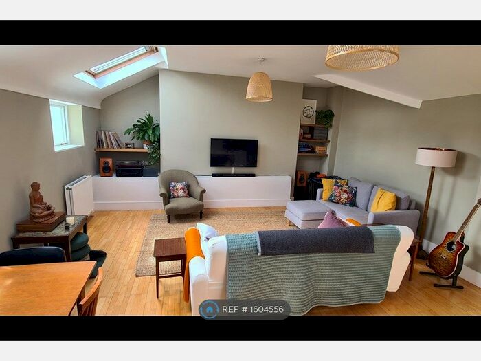 2 Bedroom Flat To Rent In Devonshire Road, Liverpool, L8