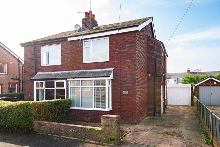 3 Bedroom Semi Detached House For Sale In Stanley Avenue, Hutton, Preston, PR4