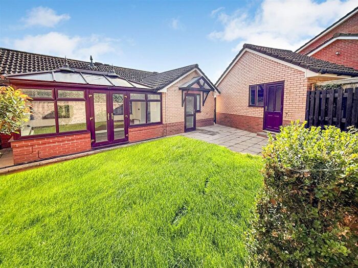 3 Bedroom Detached Bungalow For Sale In Plas Cerrig Close, Whittington, Oswestry, SY11
