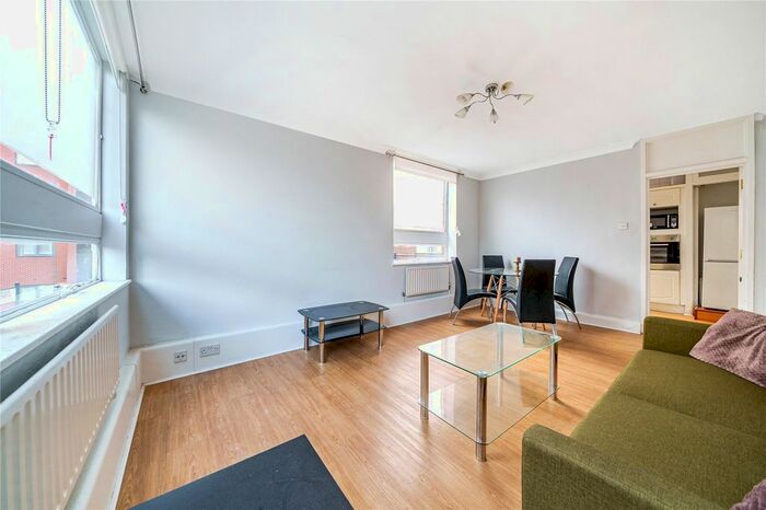 2 Bedroom Flat To Rent In Harrowby Street, Marylebone, London, W1H