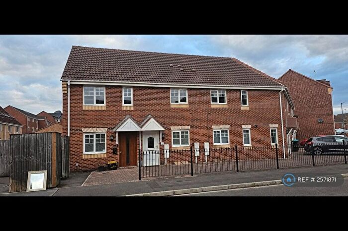 2 Bedroom Maisonette To Rent In Cairngorm Drive, Mansfield, NG18