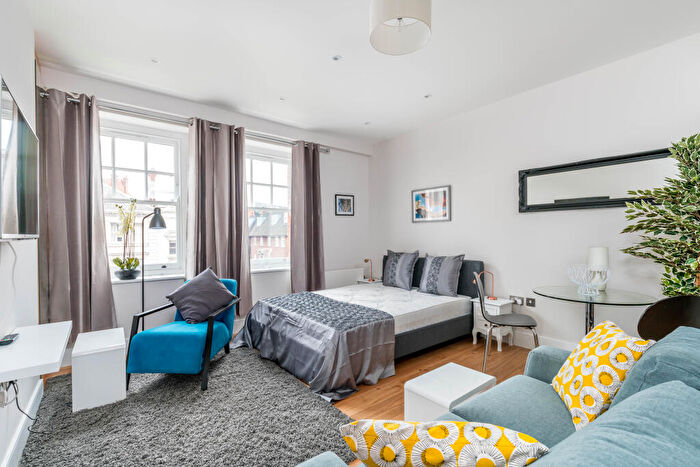 Flat To Rent In Finchley Road, London, NW3