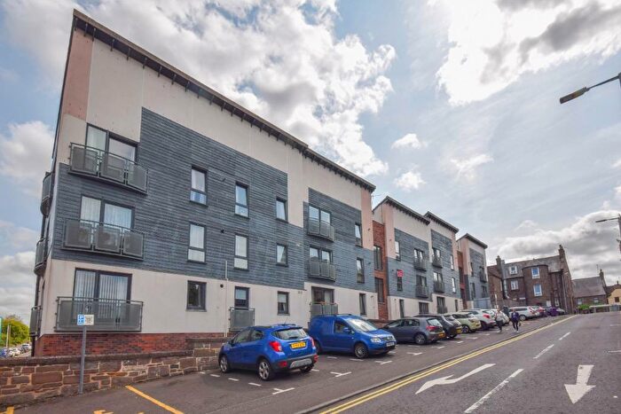 2 Bedroom Flat To Rent In Green Street, Forfar, Angus, DD8