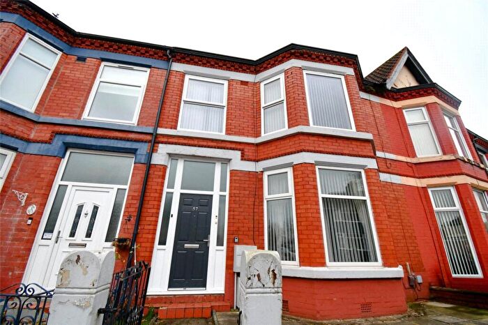 2 Bedroom Flat For Sale In Mount Road, Birkenhead, Wirral, CH42