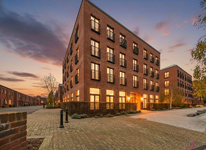 2 Bedroom Flat For Sale In Friars Orchard, Gloucester, GL1