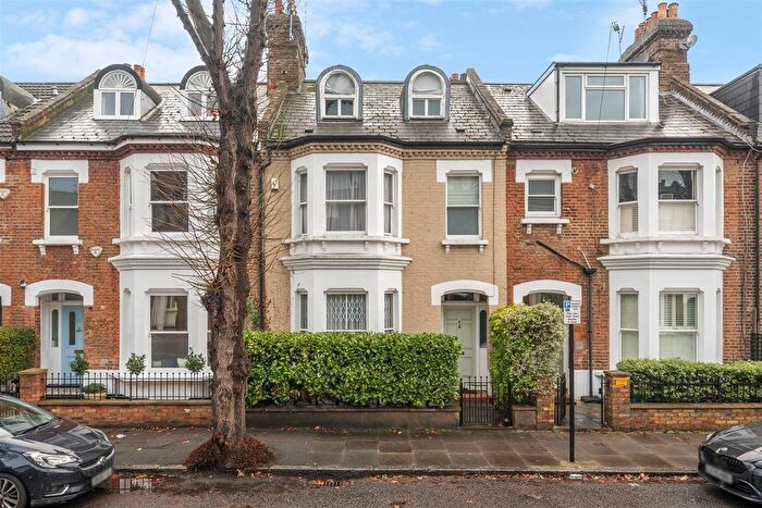 3 Bedroom Terraced House For Sale In Upham Park Road, London, W4