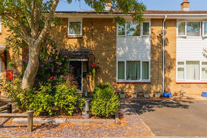 3 Bedroom End Of Terrace House For Sale In Falkland Place, Temple Herdewyke, CV47