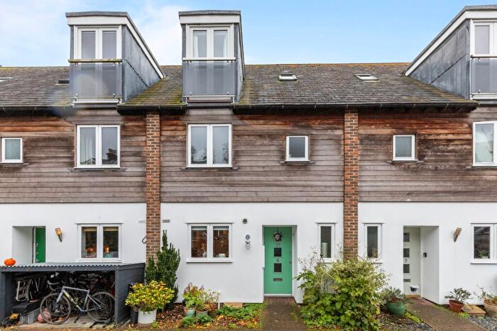 4 Bedroom Semi Detached House For Sale In Wallands Park Rise, Lewes, East Sussex, BN7