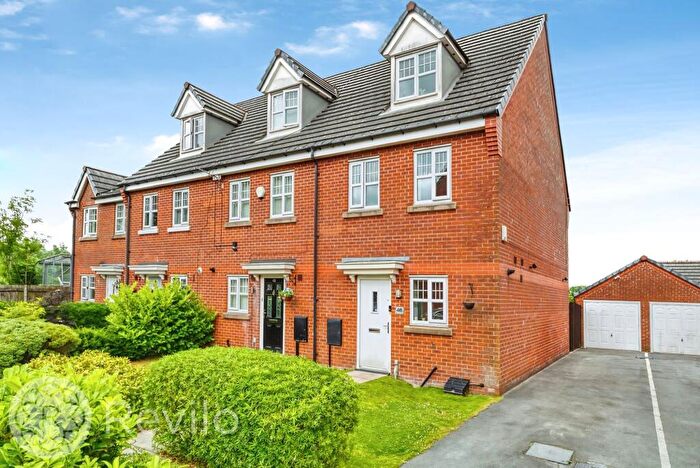 3 Bedroom Terraced House For Sale In Coppy Bridge Drive, Rochdale, OL16