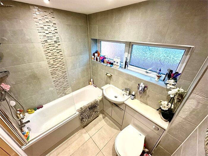 4 Bedroom Detached House For Sale In SouthView Close, South Woodham Ferrers, South Woodham Ferrers, CM3