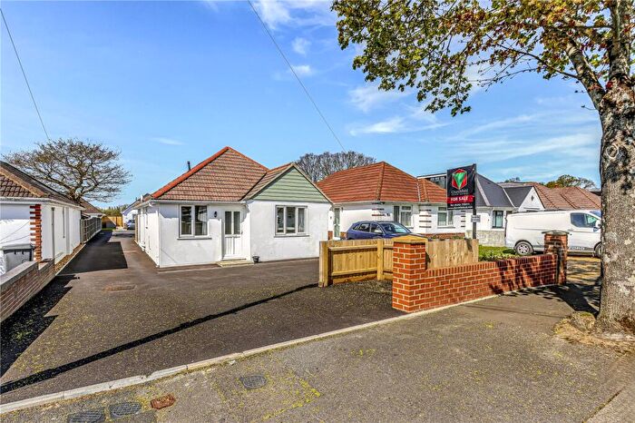 3 Bedroom Bungalow For Sale In Markham Avenue, Northbourne, Bournemouth, BH10