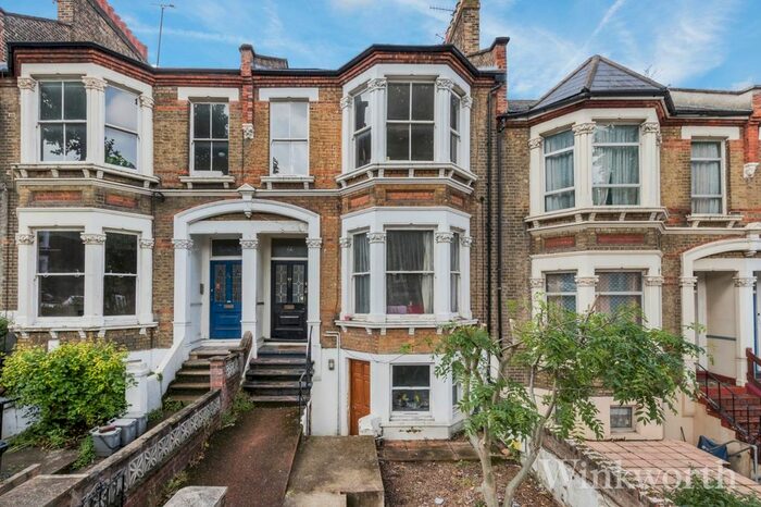 2 Bedroom Flat To Rent In Jerningham Road, New Cross, London, SE14