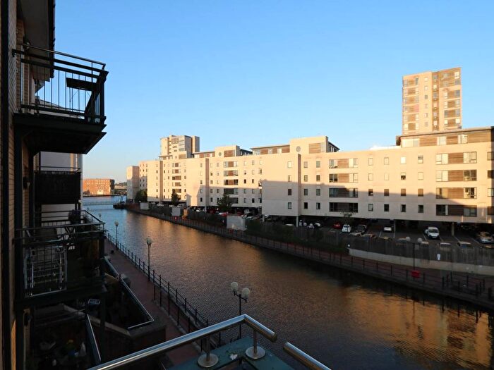 1 Bedroom Flat To Rent In Adventurer's Quay, Cardiff Bay, Cardiff, CF10