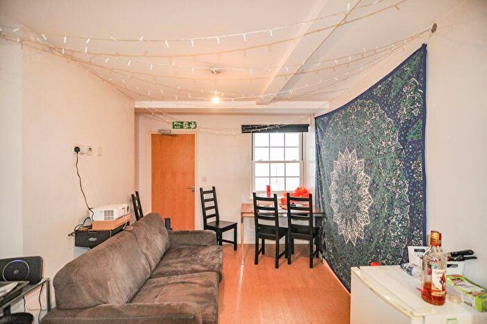 5 Bedroom Apartment To Rent In Broad Quay, Bristol, BS1