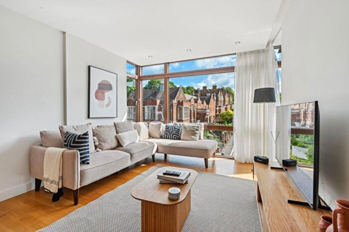 2 Bedroom Flat For Sale In Pulse Apartments, West Hampstead, NW6