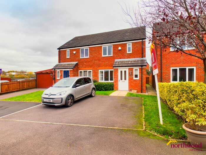 3 Bedroom Semi-Detached House To Rent In Barnacle Place, Newcastle-Under-Lyme, ST5