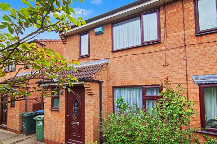 3 Bedroom Semi Detached House For Sale In Keppel Street, Coventry, CV1