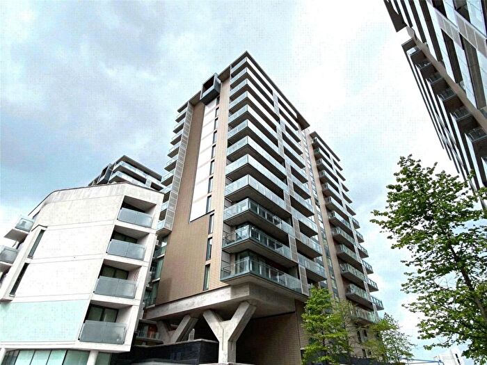 2 Bedroom Apartment To Rent In Spectrum, Block, Blackfriars Road, Salford, M3