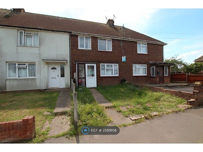 3 Bedroom Terraced House To Rent In Manor Road, Queenborough, ME11