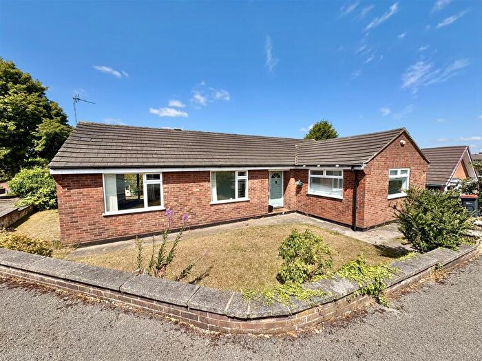 3 Bedroom Detached Bungalow For Sale In Woburn Avenue, Kirkby-In-Ashfield, Nottingham, NG17