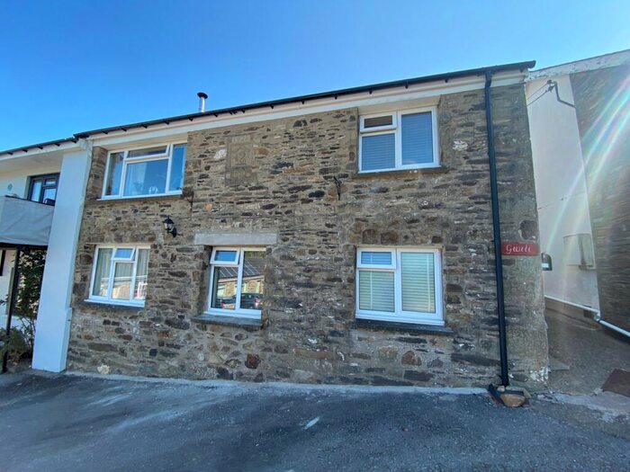 2 Bedroom Semi-Detached House For Sale In Llandysul, SA44