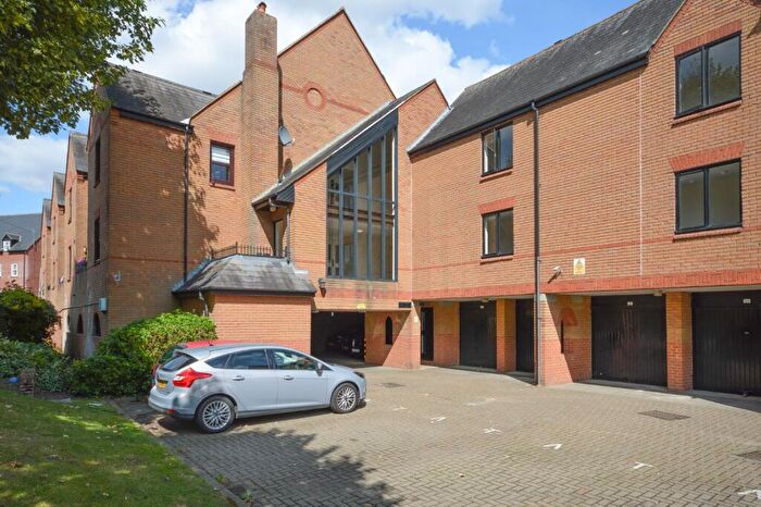 1 Bedroom Flat To Rent In Fitzwalter Place, Dunmow, CM6