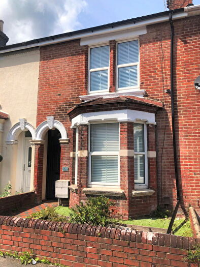 3 Bedroom Terraced House To Rent In Desborough Road, Eastleigh, SO50