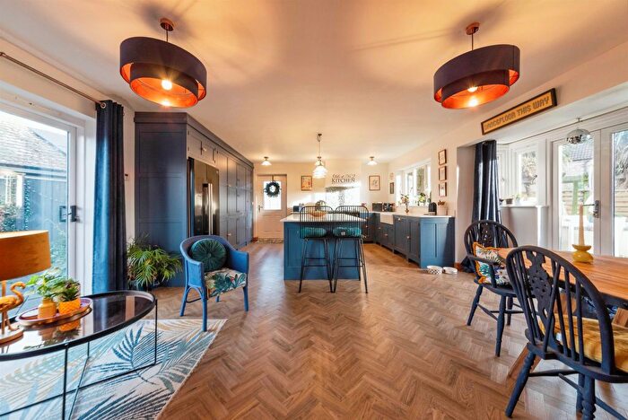 5 Bedroom Detached House For Sale In Rectory Lane, Claypole, Newark, NG23