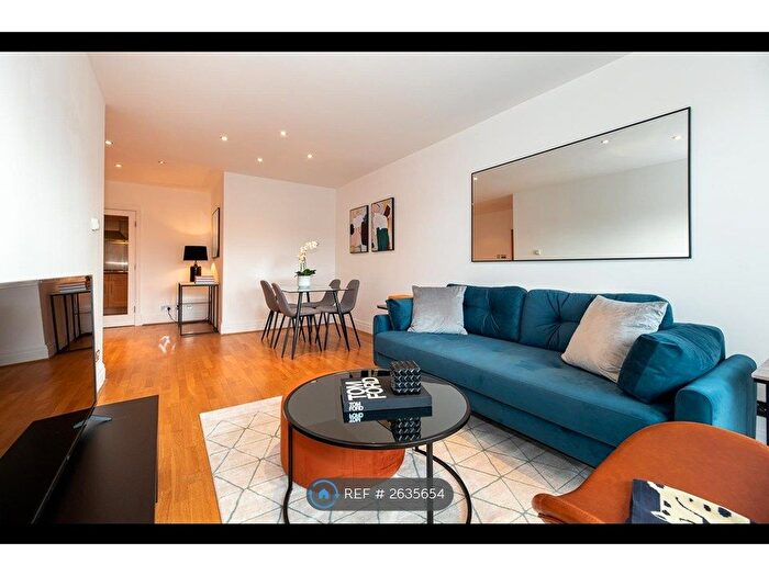 2 Bedroom Flat To Rent In Warren House, London, W14