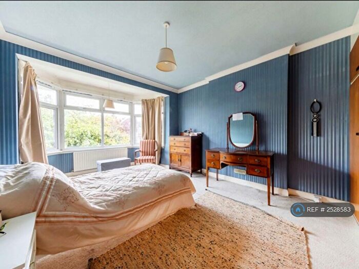 5 Bedroom Detached House To Rent In Village Way, Beckenham, BR3
