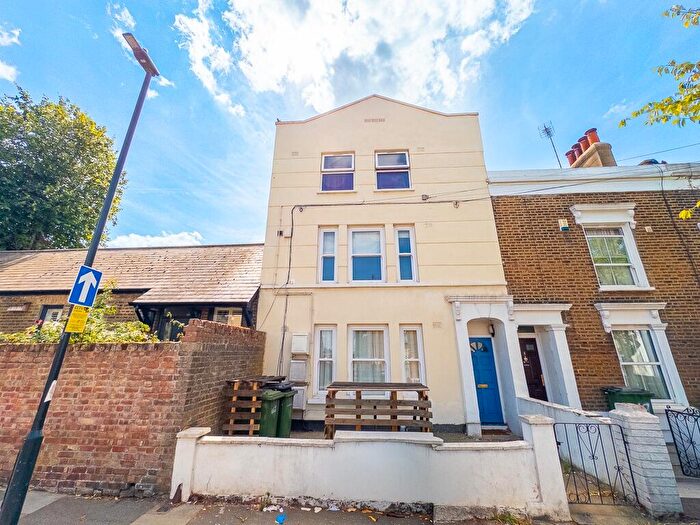 2 Bedroom Flat For Sale In Burrage Place, Woolwich, London, SE18