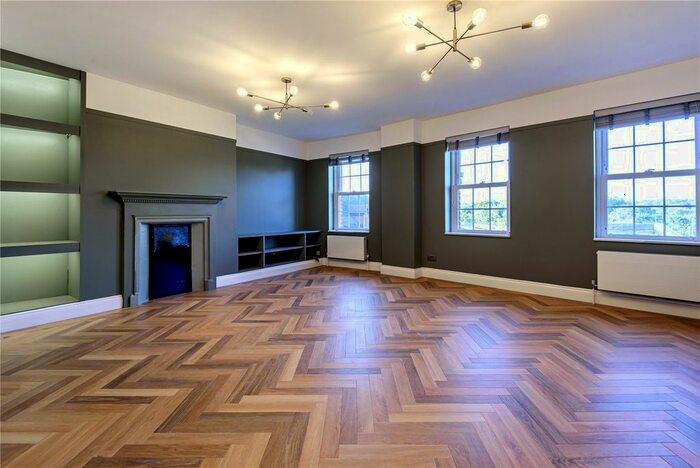 3 Bedroom Flat To Rent In London Road, Sunningdale, Ascot, SL5