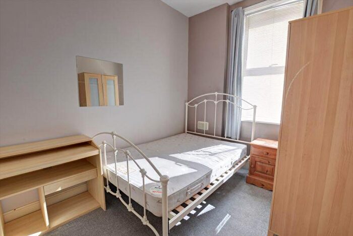 2 Bedroom Flat To Rent In Bayswater Road, Newcastle Upon Tyne, NE2