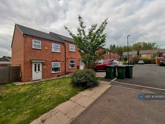 3 Bedroom Semi-Detached House To Rent In Maplin Close, Coventry, CV4