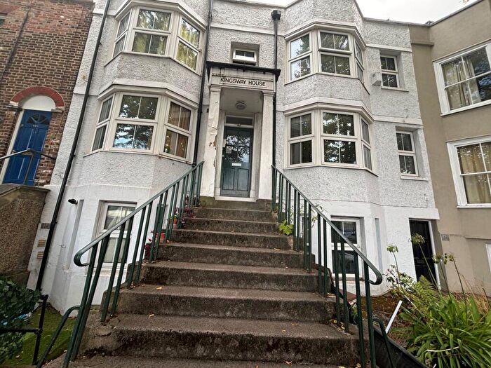 1 Bedroom Flat To Rent In New Road, Chatham, ME4
