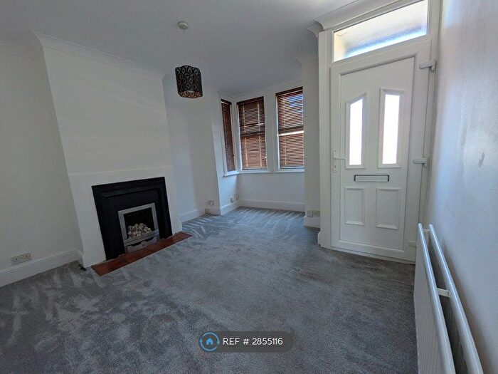 3 Bedroom Terraced House To Rent In Cecil Road, Rochester, ME1